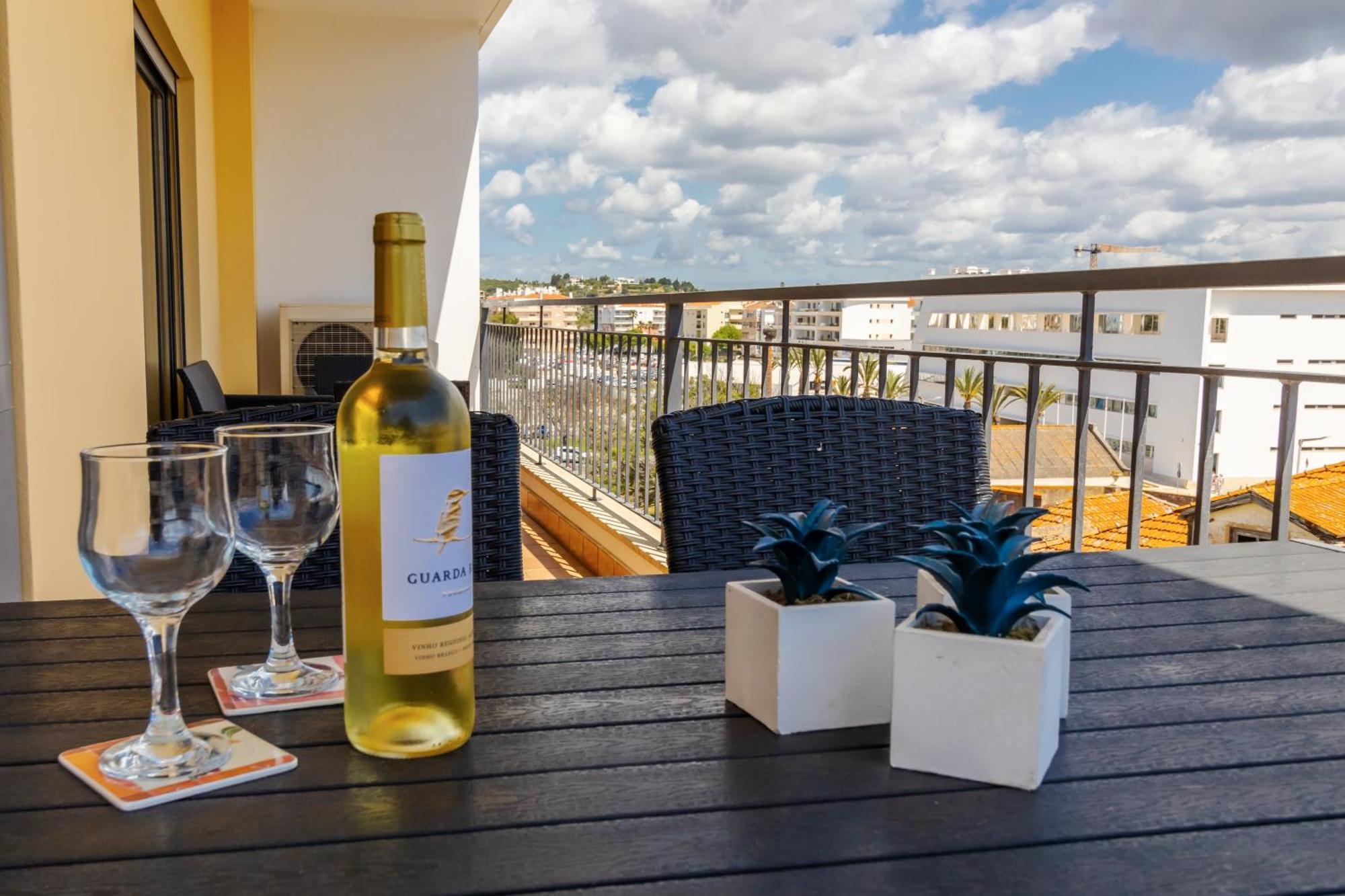 James'S Quinta Das Palmeiras, Spacious 2 Bedroom Apartment In Luxury Complex, Walking Distance To Town And Beach Lagos Buitenkant foto