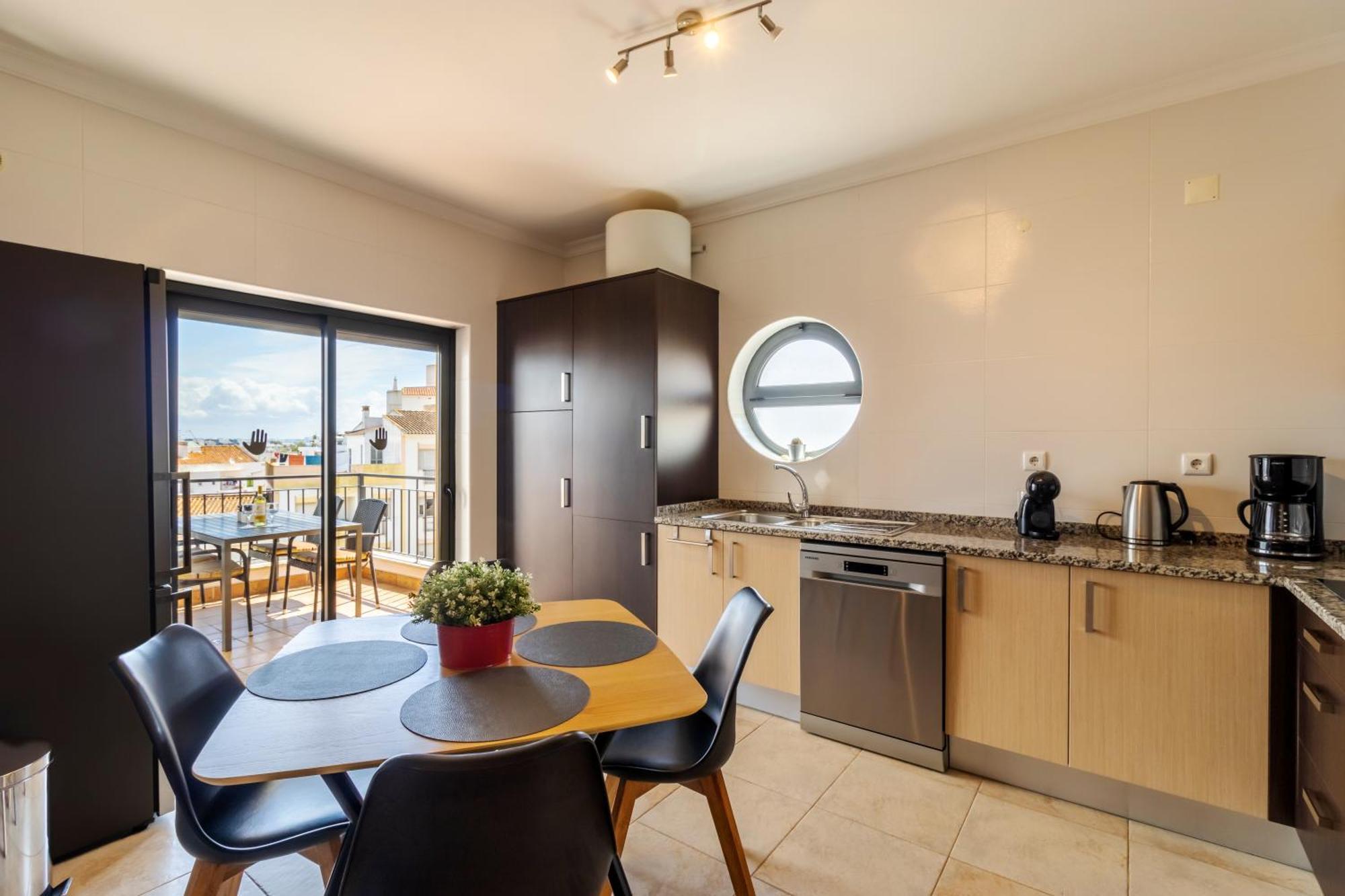 James'S Quinta Das Palmeiras, Spacious 2 Bedroom Apartment In Luxury Complex, Walking Distance To Town And Beach Lagos Buitenkant foto